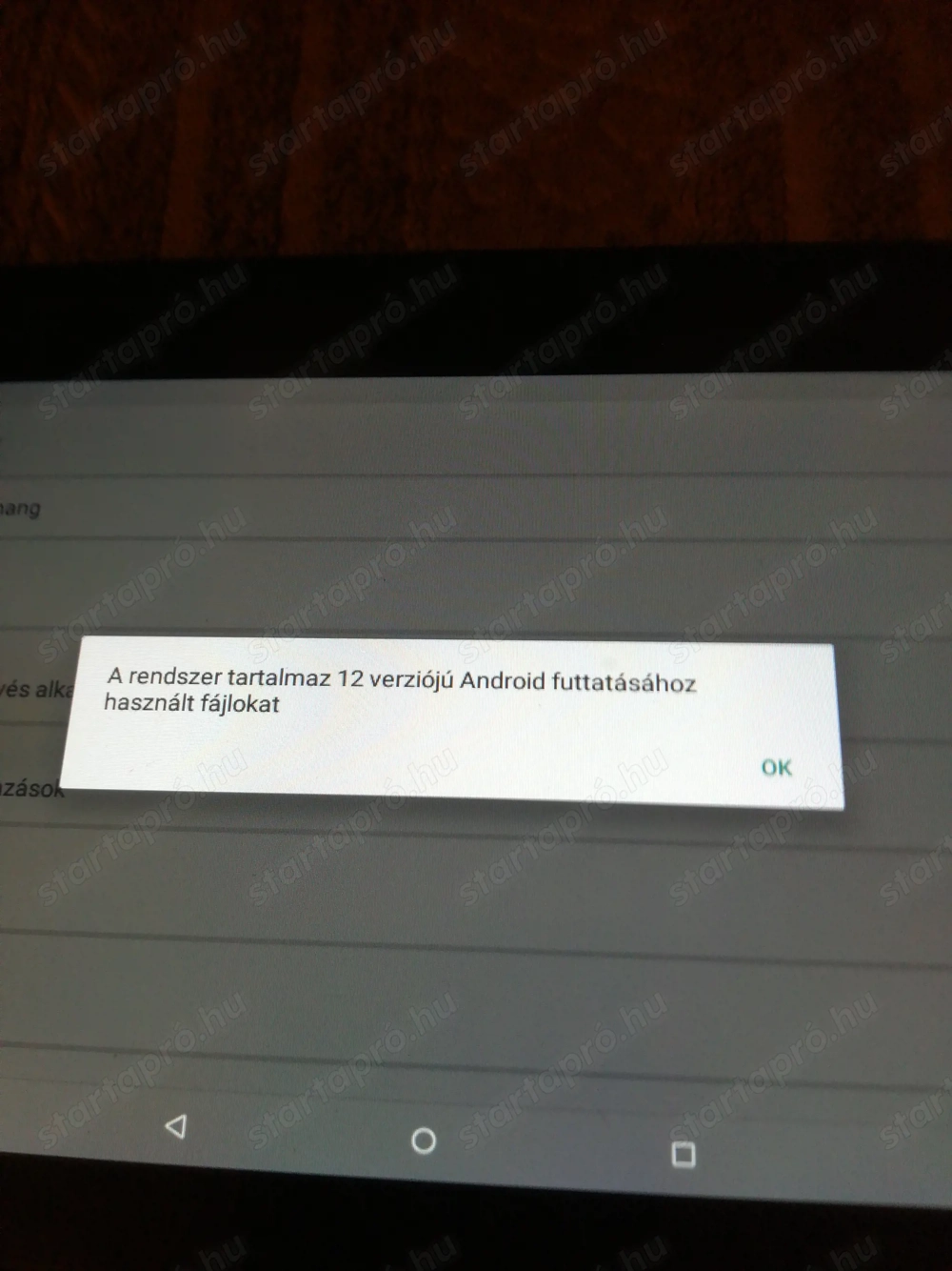Tablet PC ujan vettem. Védő fólias