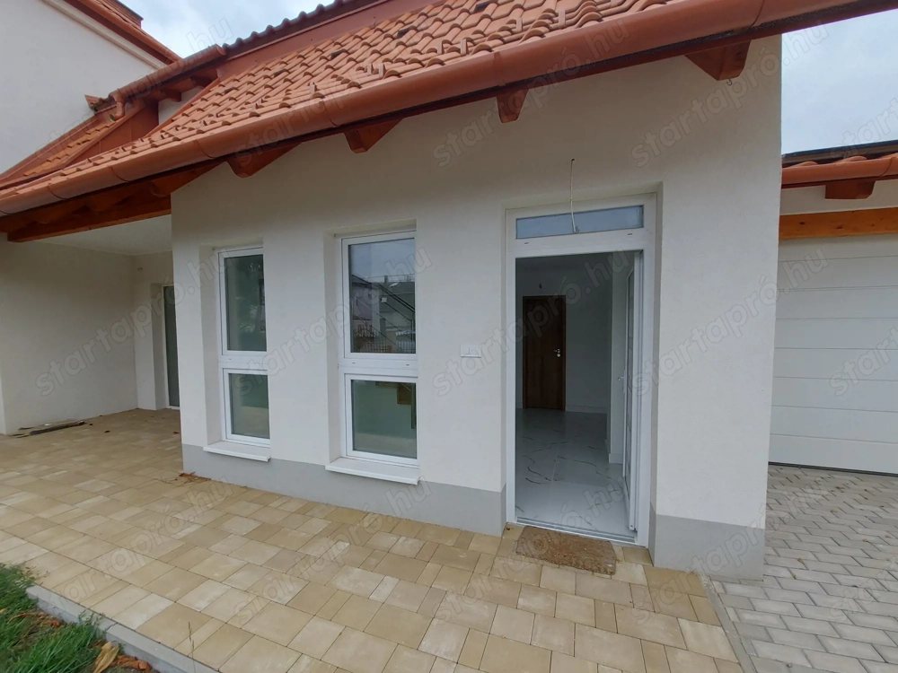 Igazi gyöngyszem Győr Szabadhegy központi részén 