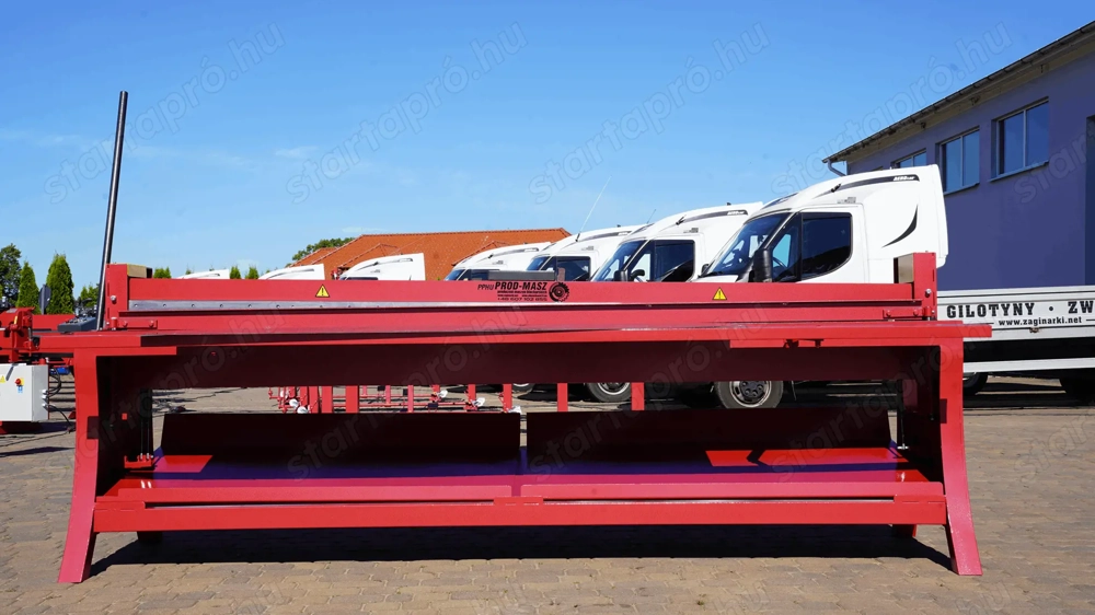 Táblalemezolló GLT 3050 1,25mm Prod-Masz  Lemezvágó gépek