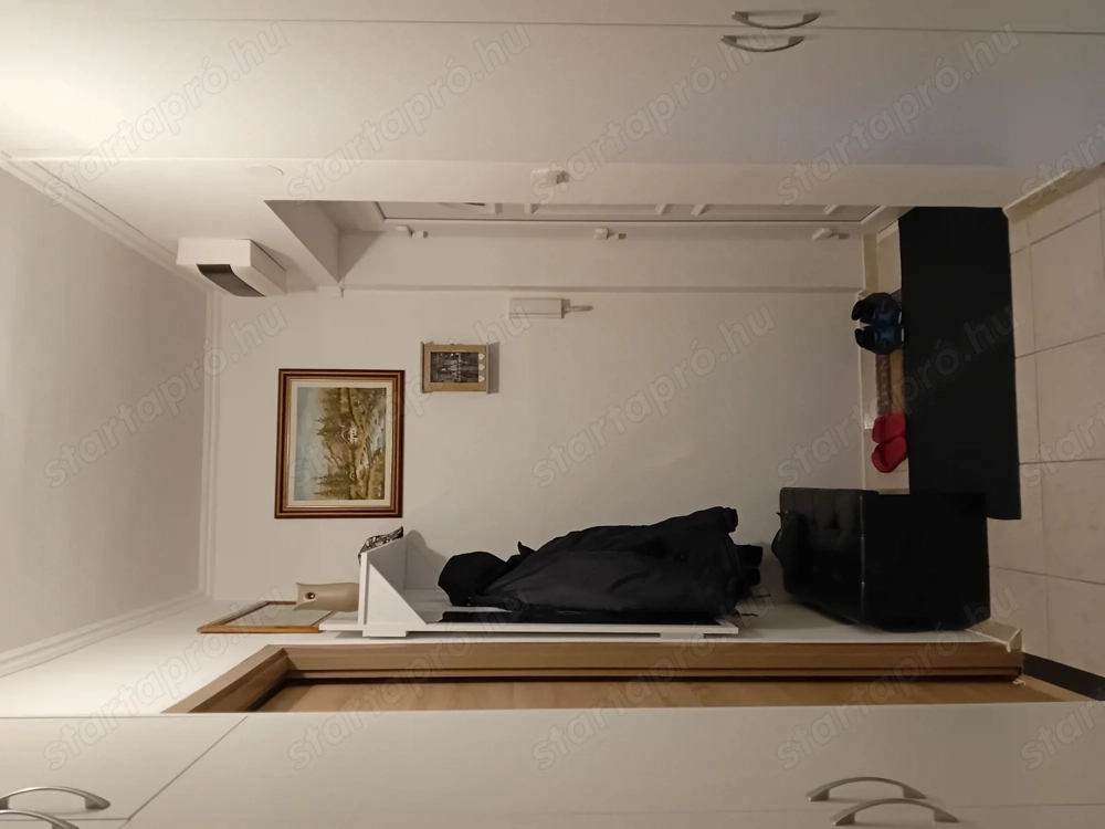 társasházi tégla lakás 