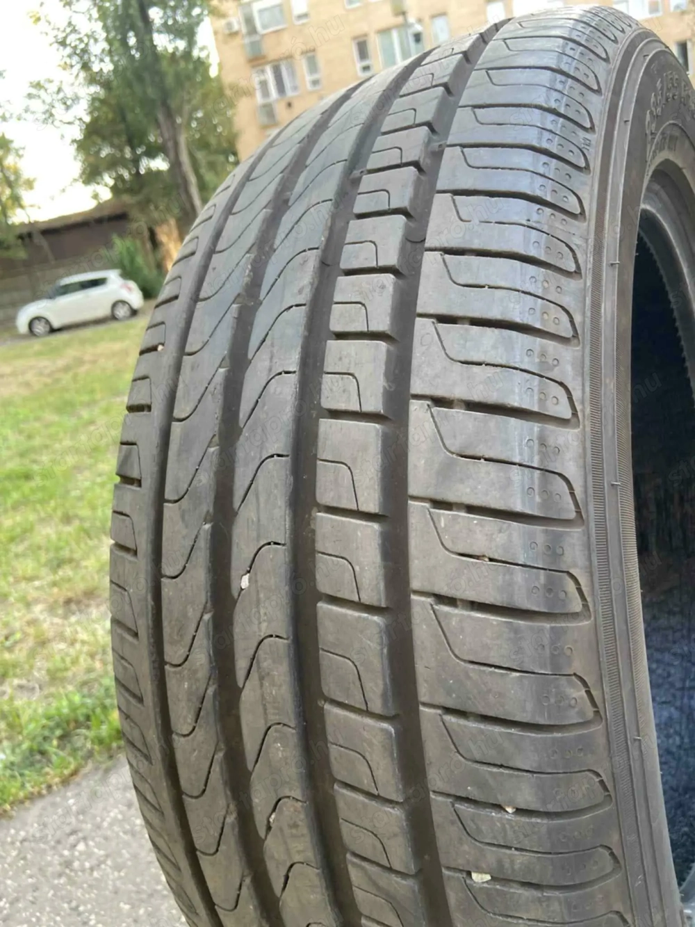 Eladó 4db Pirelli nyári gumi 235 55R18