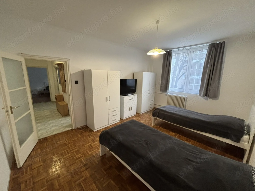 Tiszaújvárosban jó állapotú, berendezett lakás kiadó! 