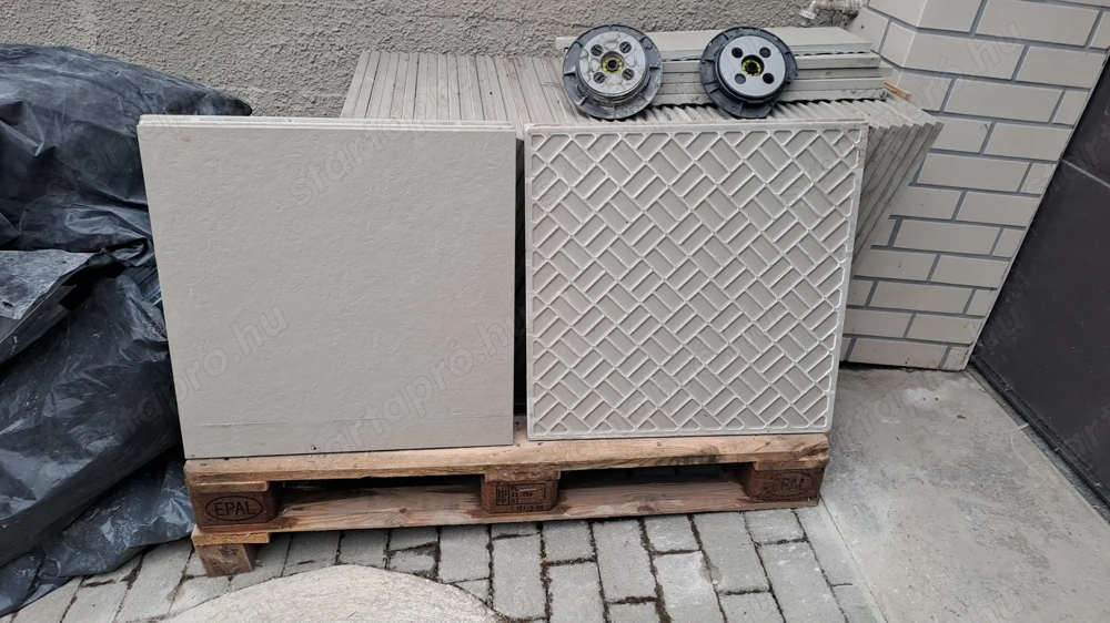 60X60X2 cm.  gres burkolólapok