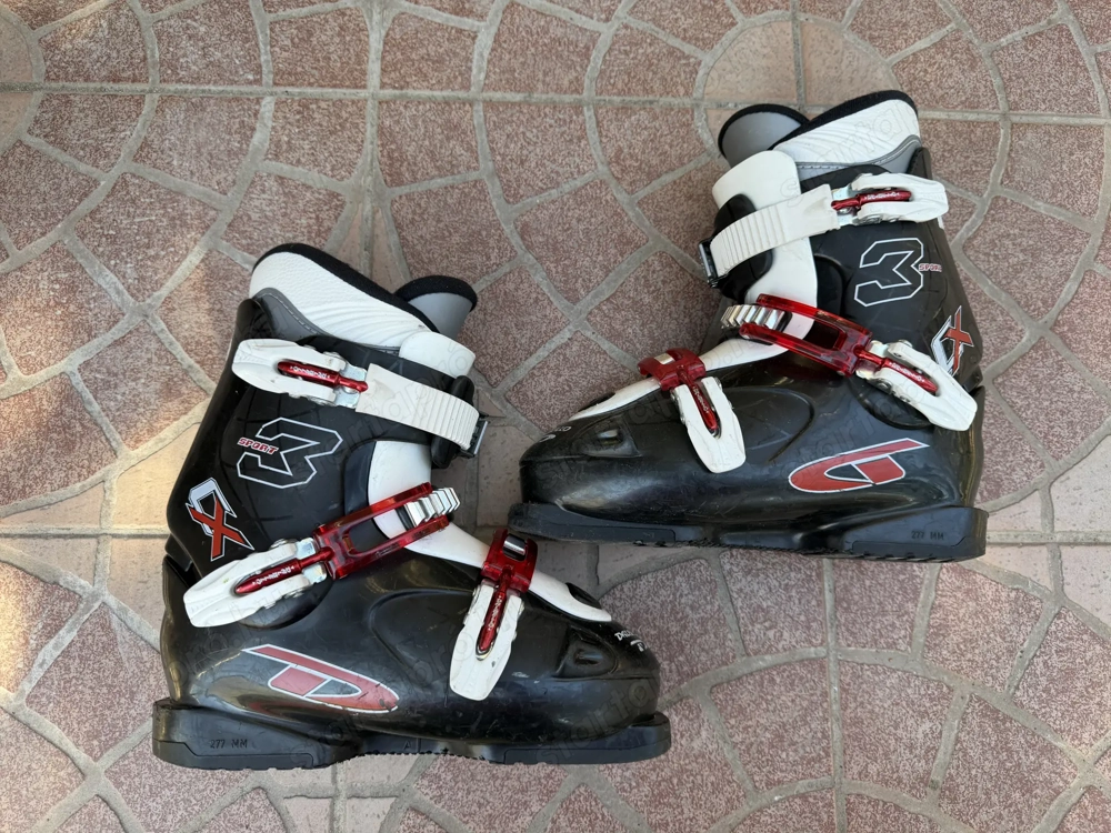 38 as Dalbello CX3 sícipő használt 38 as Dalbello CX3 síbakancs 10.000 Ft