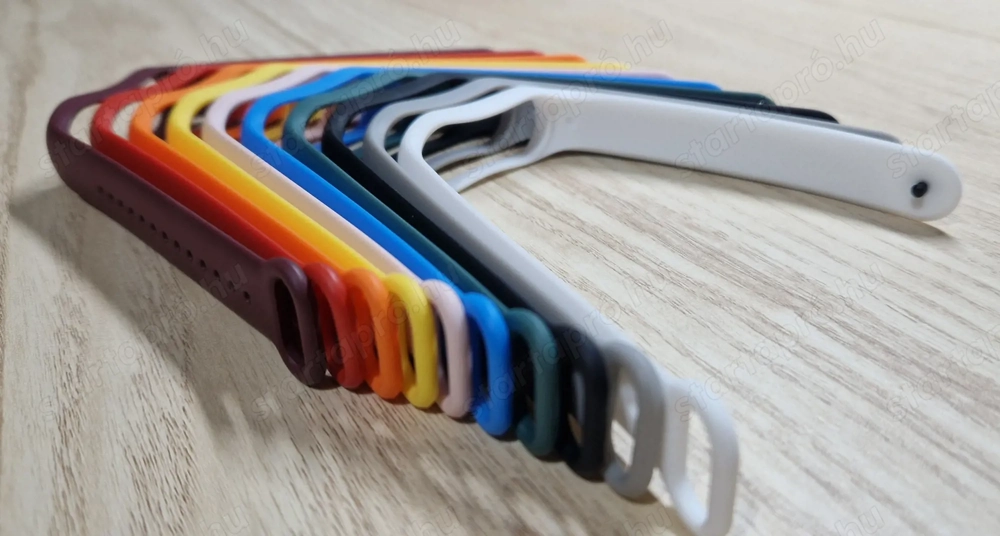 Xiaomi Mi Band 5 és Mi Band 6 színes szilikon pótszíj eladó
