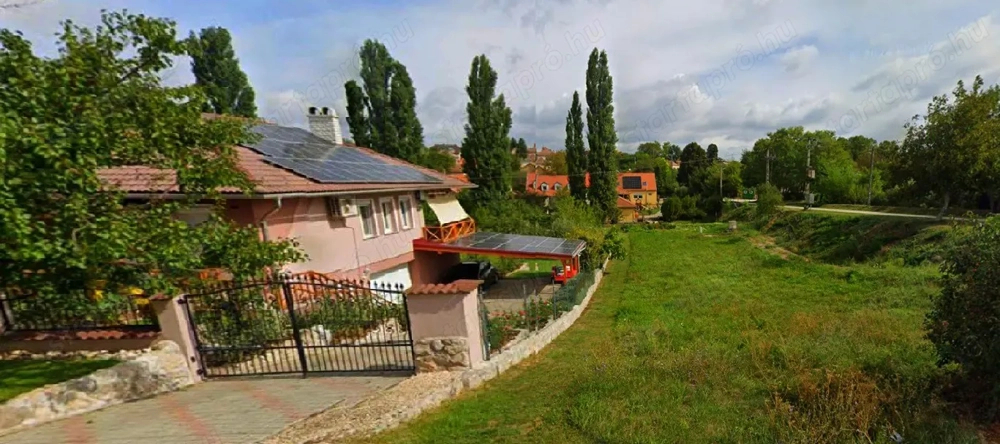 Eladó építési telek Tarjánban, Csalogány u. 70.