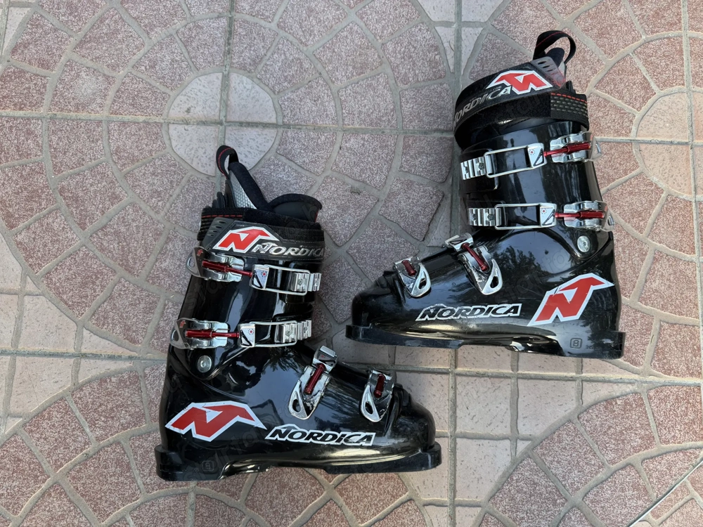 42 es Nordica sícipő használt 42 es Nordica síbakancs 15.000 Ft eladó