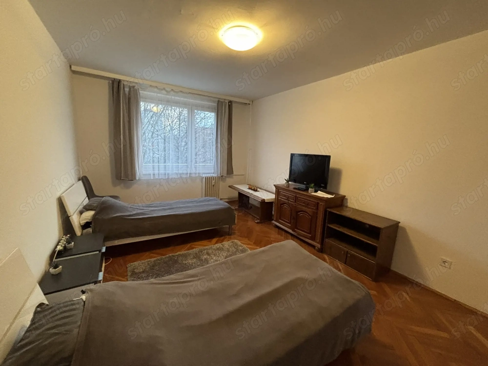 Praktikusan berendezett, 2 szobás lakás kiadó!
