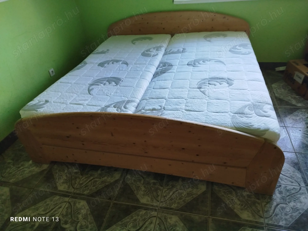 Franciaágy eladóOsztrák natúr borovi fenyő keret állítható ágyrácsokkal mérete 90x190cm fekvő felüle