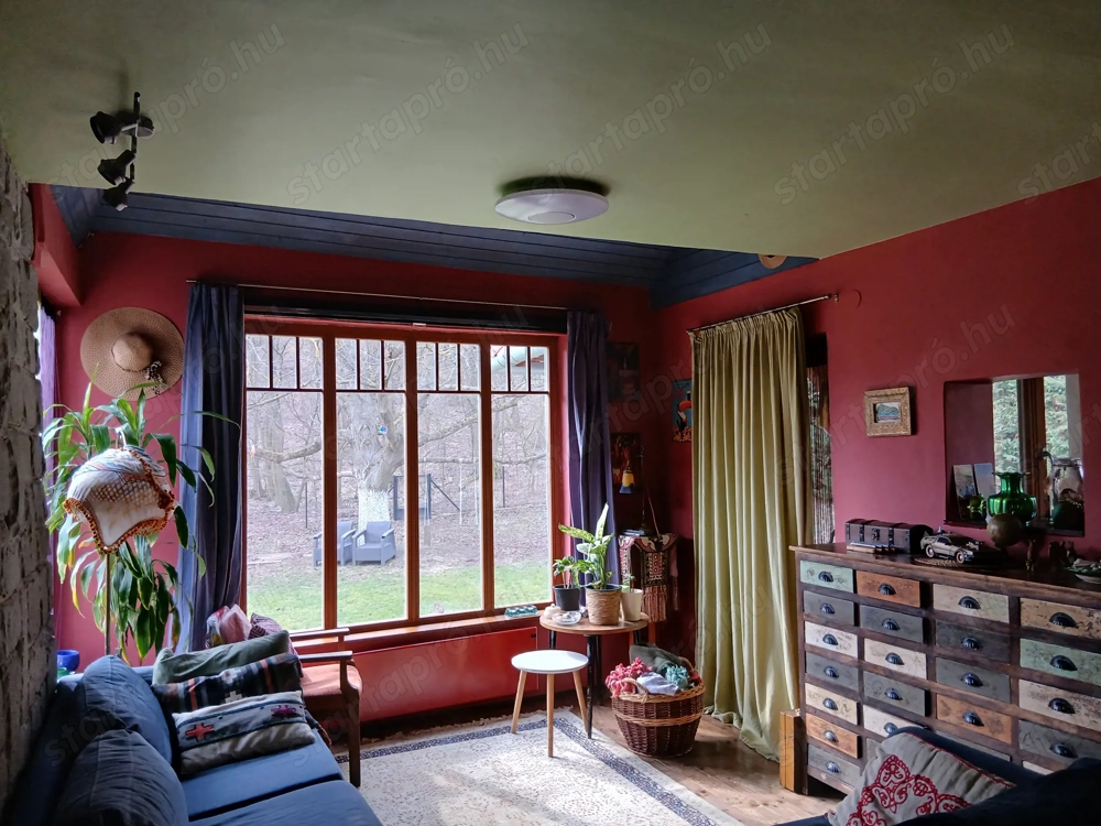 Ékszerdoboz eladó Leányfalun