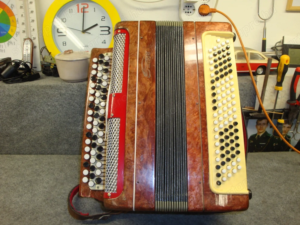 Eladó, ETUD gombos harmonika .