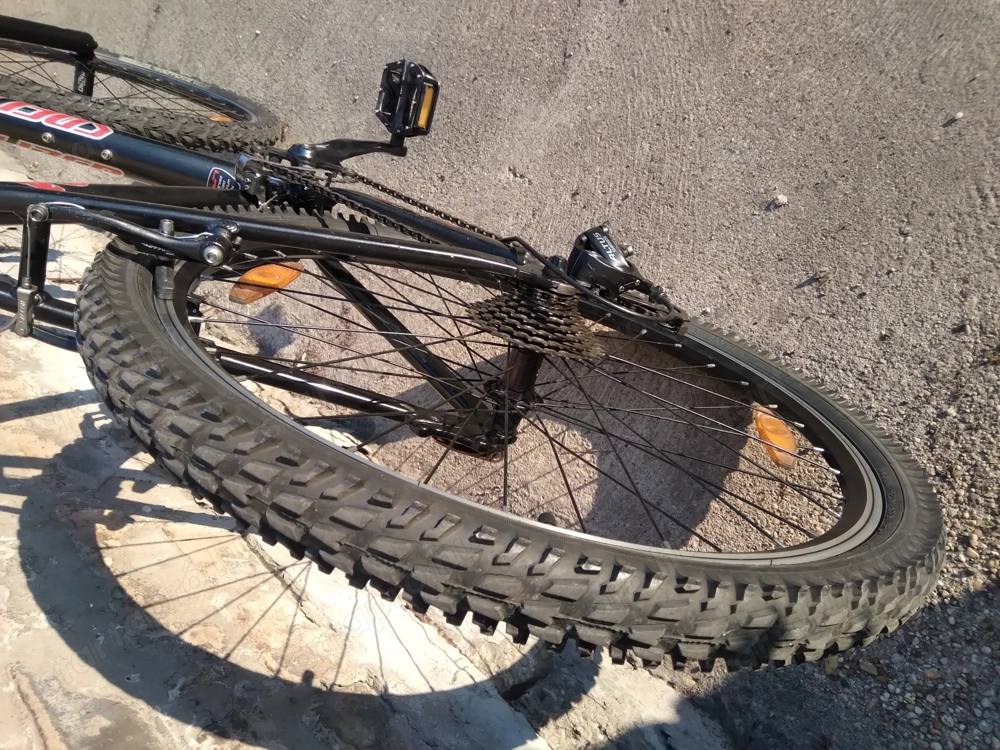 Specialized HardRock Pro vázra épített kerékpár eladó