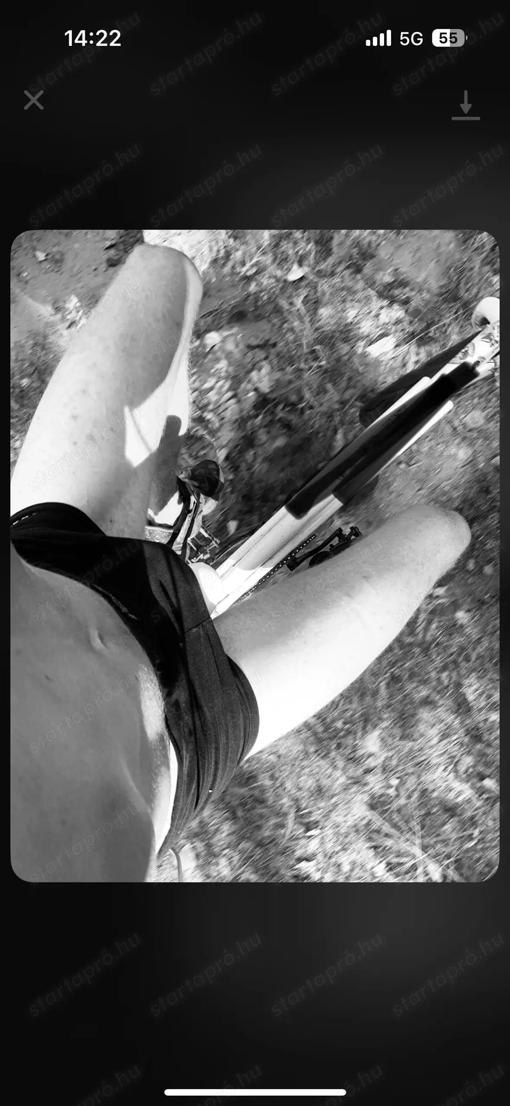 Kényeztető  lelkes fiatal 