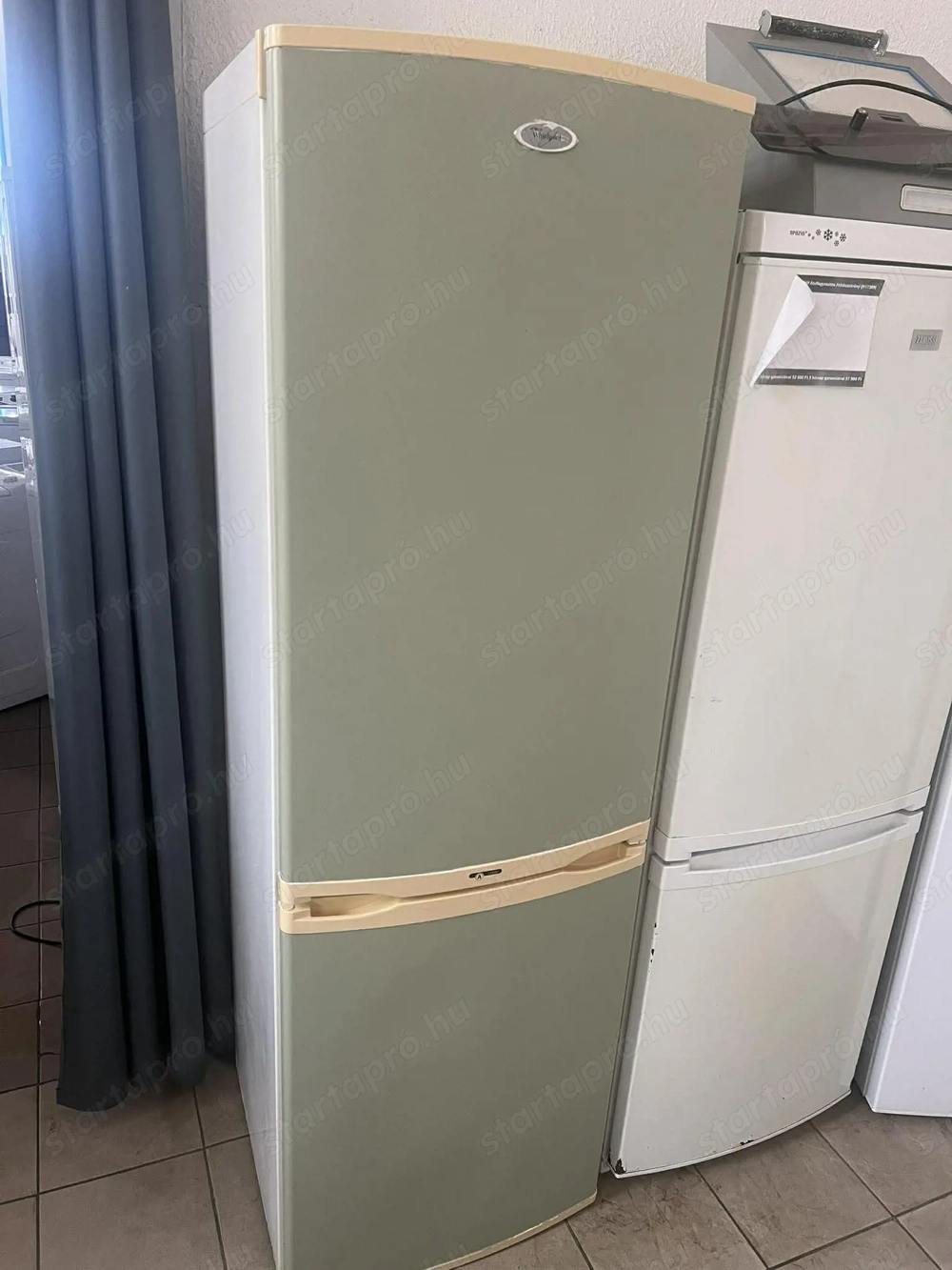 Használt Whirlpool ARC5550 Alulfagyasztós Hűtőszekrény [H17629] 1-3 hónap garanciával