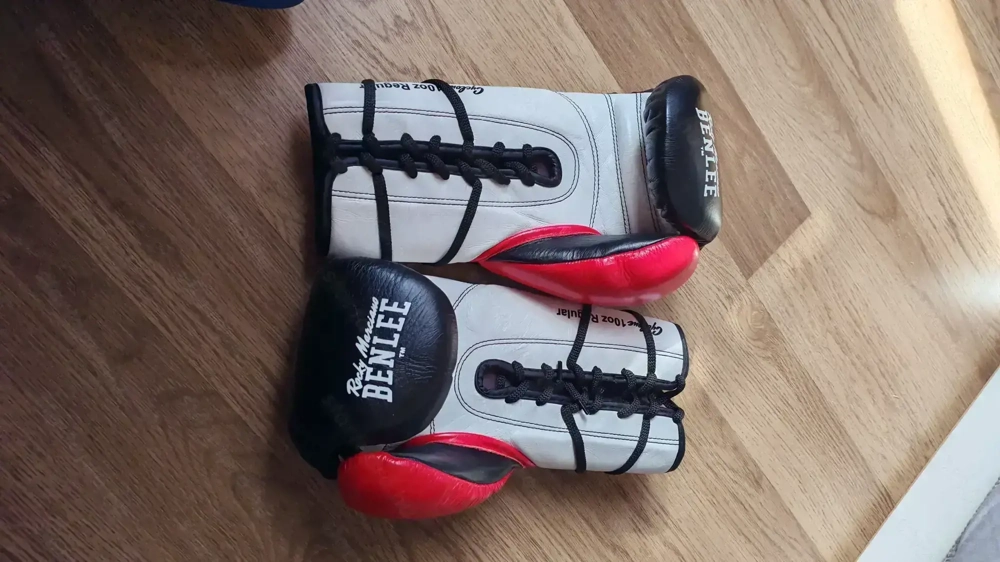 Boxkesztyűk,Benlee Cyclone 10oz(R)