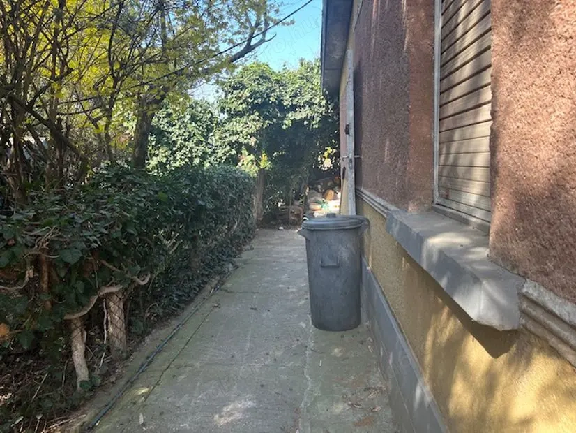 Dunaharaszti Petőfi telepen 87 nm erősen felújítandó családiház 612 nm telekkel eladó