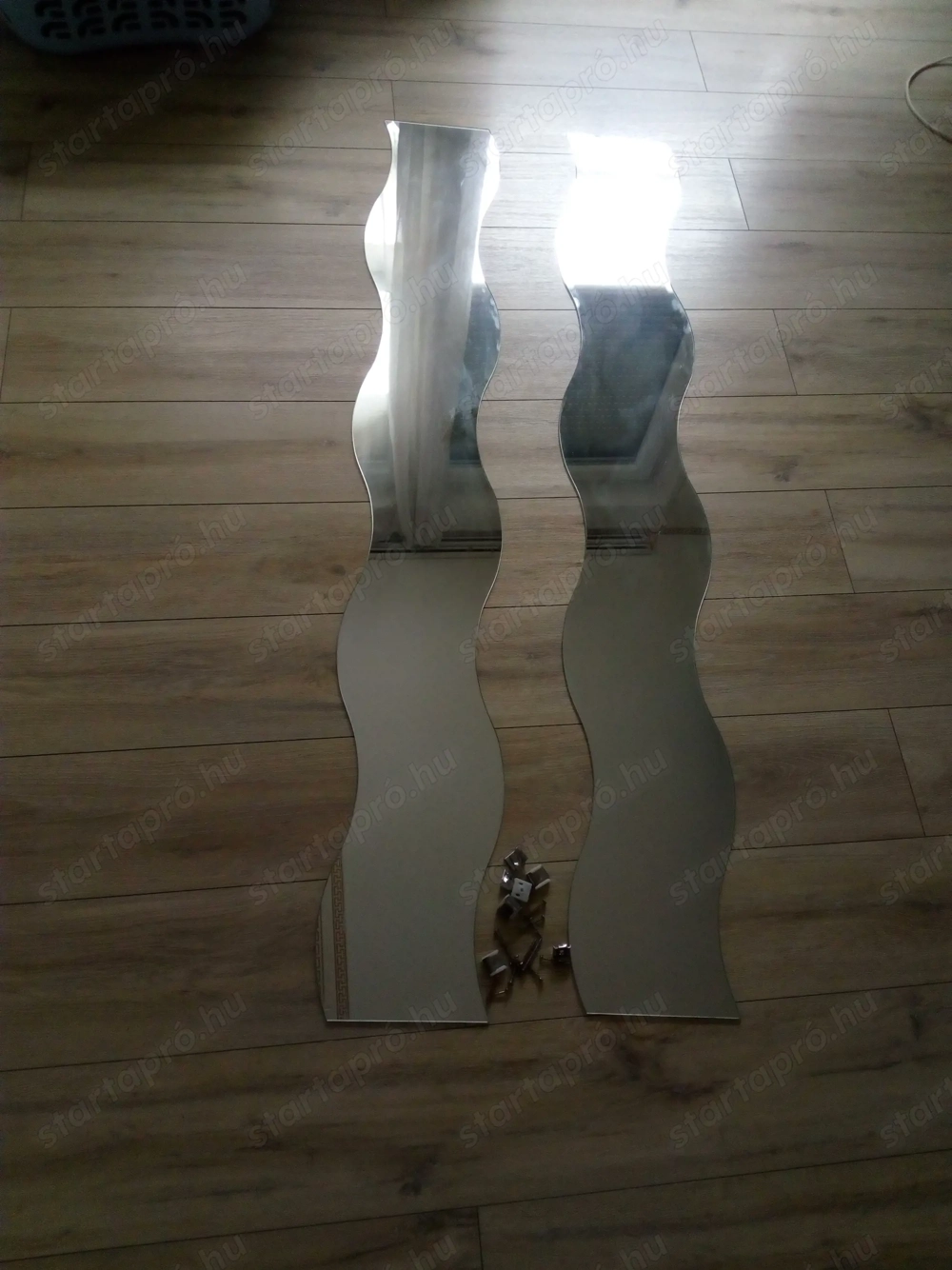 2db hullámos falitükör eladó