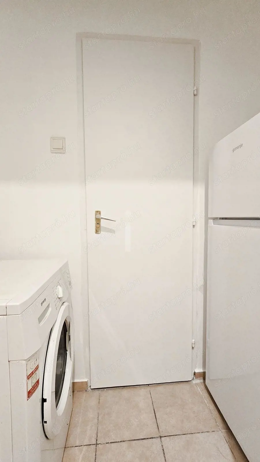 Erzsébetvárosban, csendes, földszinti, udvari lakás eladó!