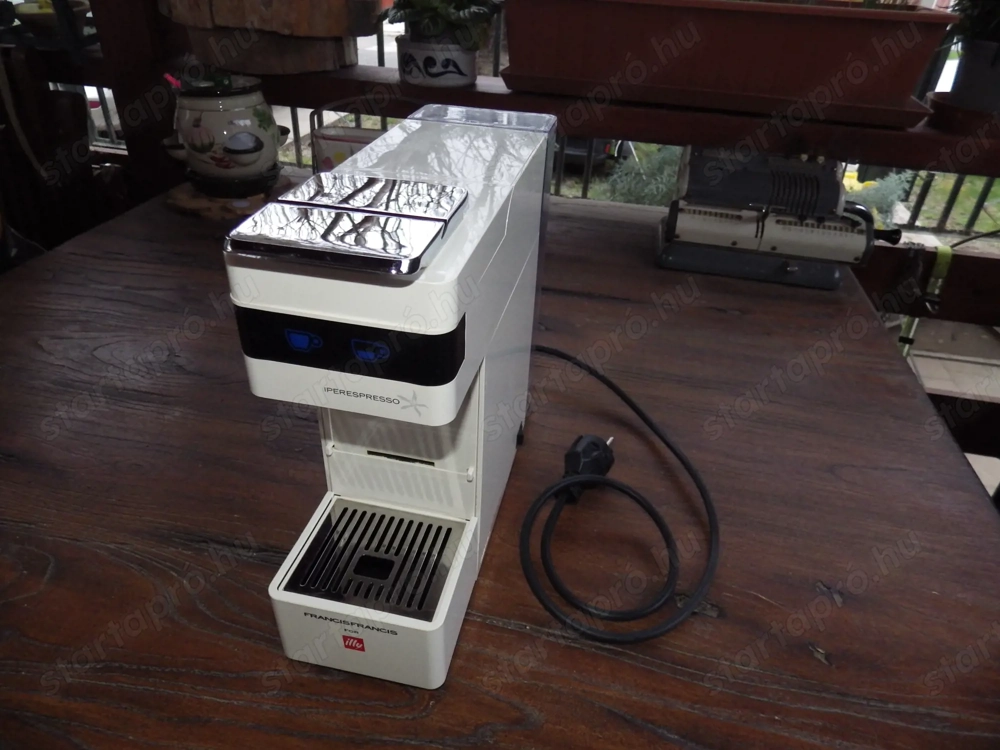 Illy Francis Iperespresso Y3A kávégép + tölthető kapszulák  Siófok 