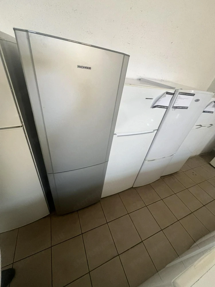 Használt Samsung RL24FCAS Alulfagyasztós Hűtőszekrény [KH293] 1-3 hónap garanciával