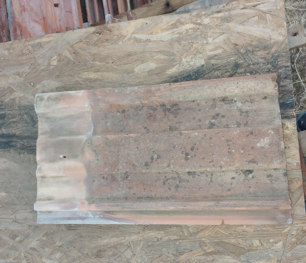 Maradék csornai szalagcserép