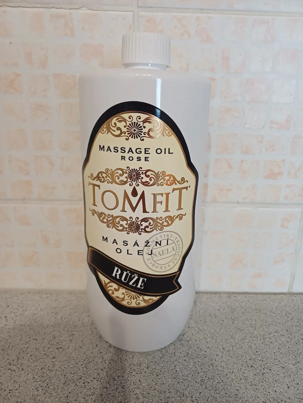 Masszázsolajok (rózsa, citrom)