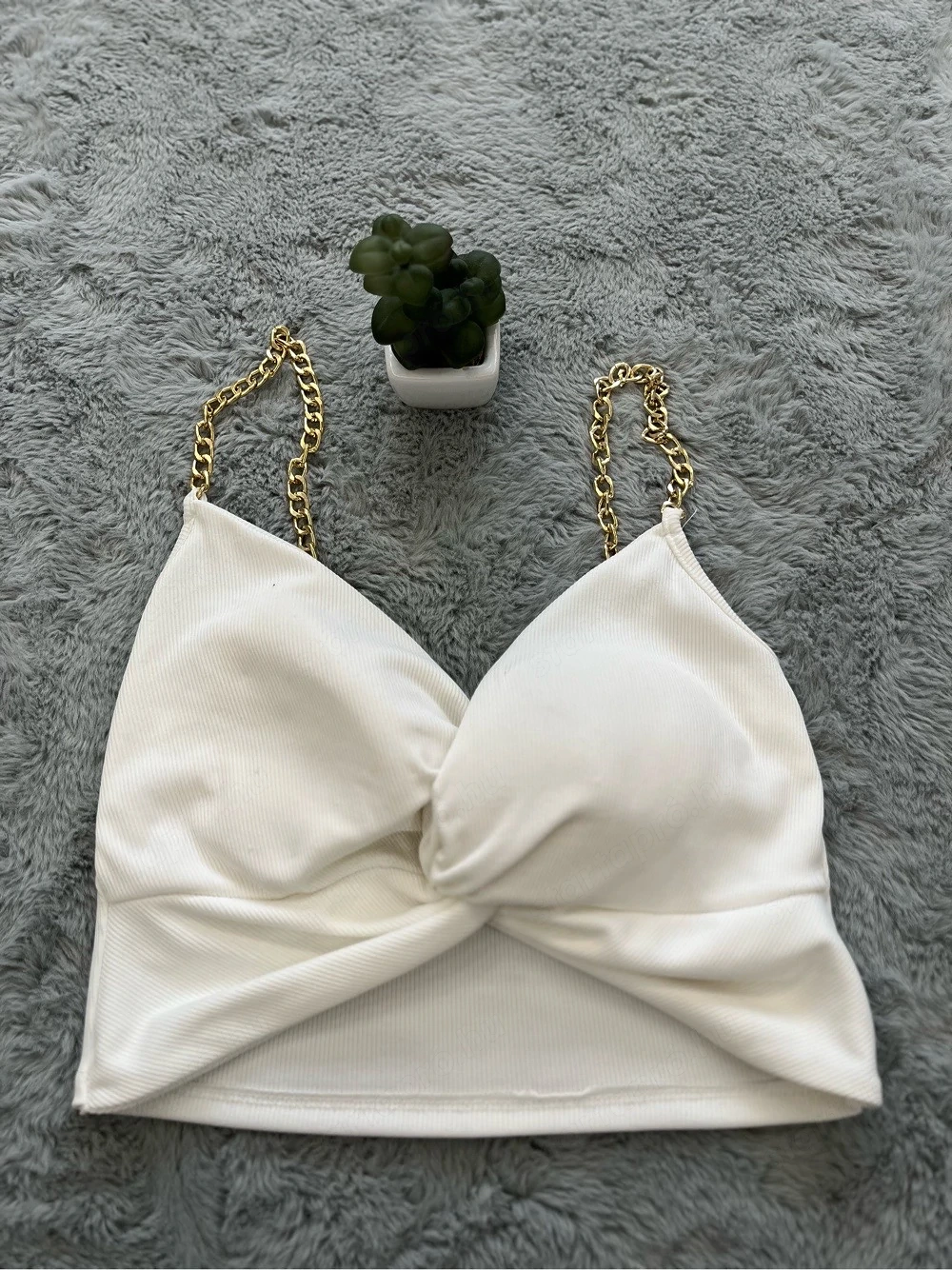 Láncos pántú női top