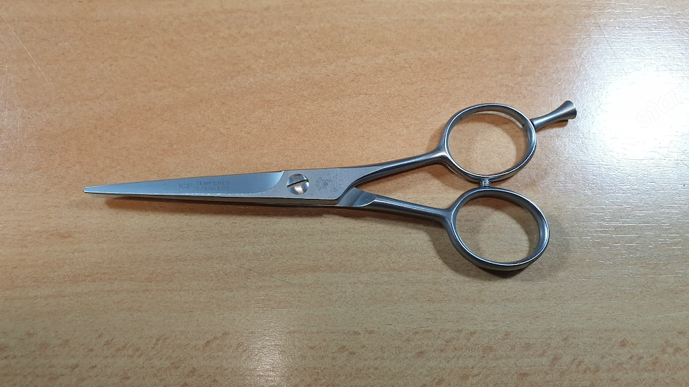 Dovo 715 Solingen szakállvágó olló eladó