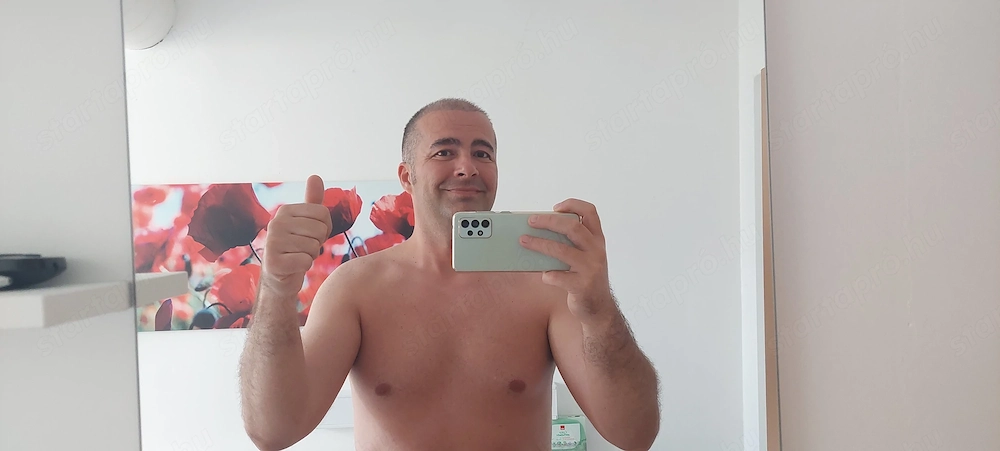 Partnert-barátnőt keresek (fizetés- szállás a tengernél adott)