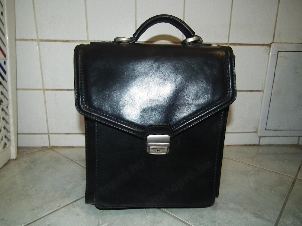 Szép Rialto jellegű férfi kézitáska bőr táska bőrtáska nr.10