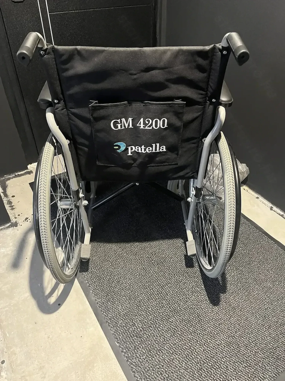 Eladó Kerekesszék Service Standard Meyra 3600 