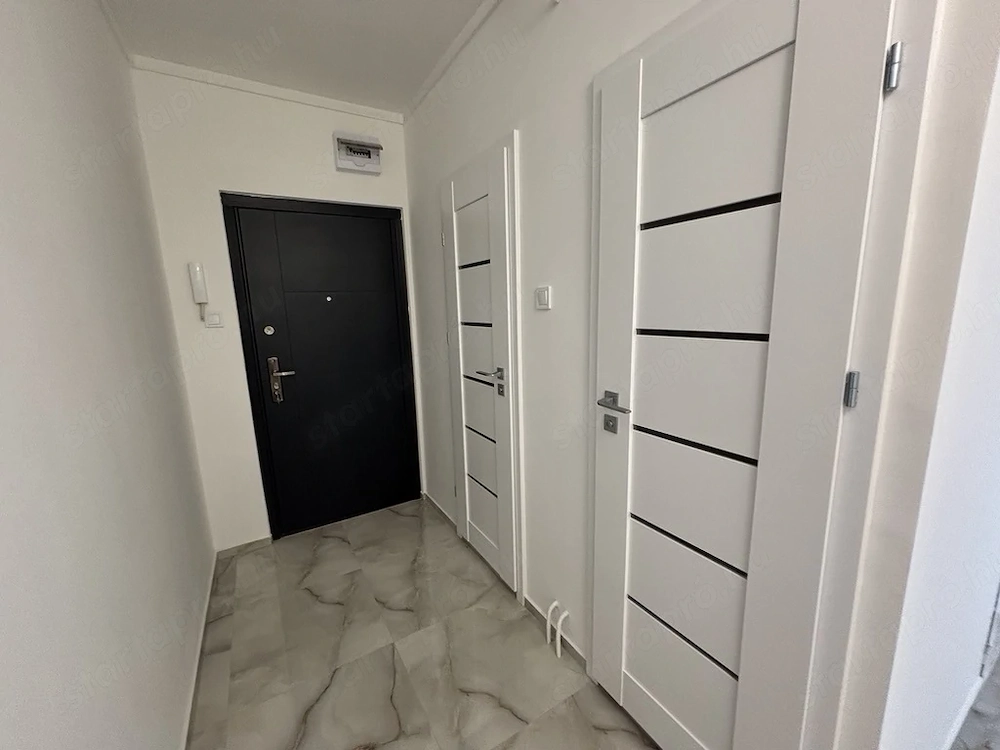 Miskolc - Stílusos, erkélyes, teljes körűen felújított lakás eladó! 