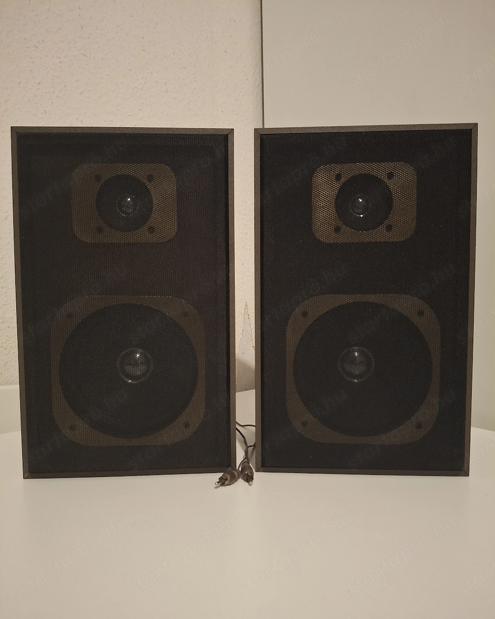 Hangfalak RCA csatlakozó véggel (1 pár)