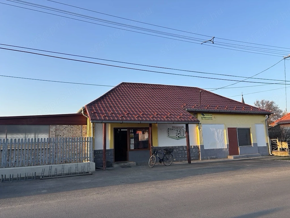 Tiszapalkonyán vendéglátóegység és egyben apartmanház eladó! 