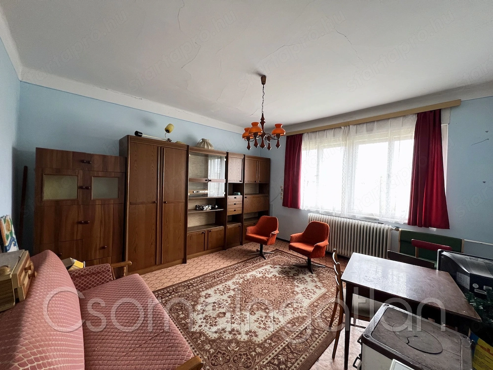 Szárföld   családi ház 3 szoba + étkezővel, pincével eladó