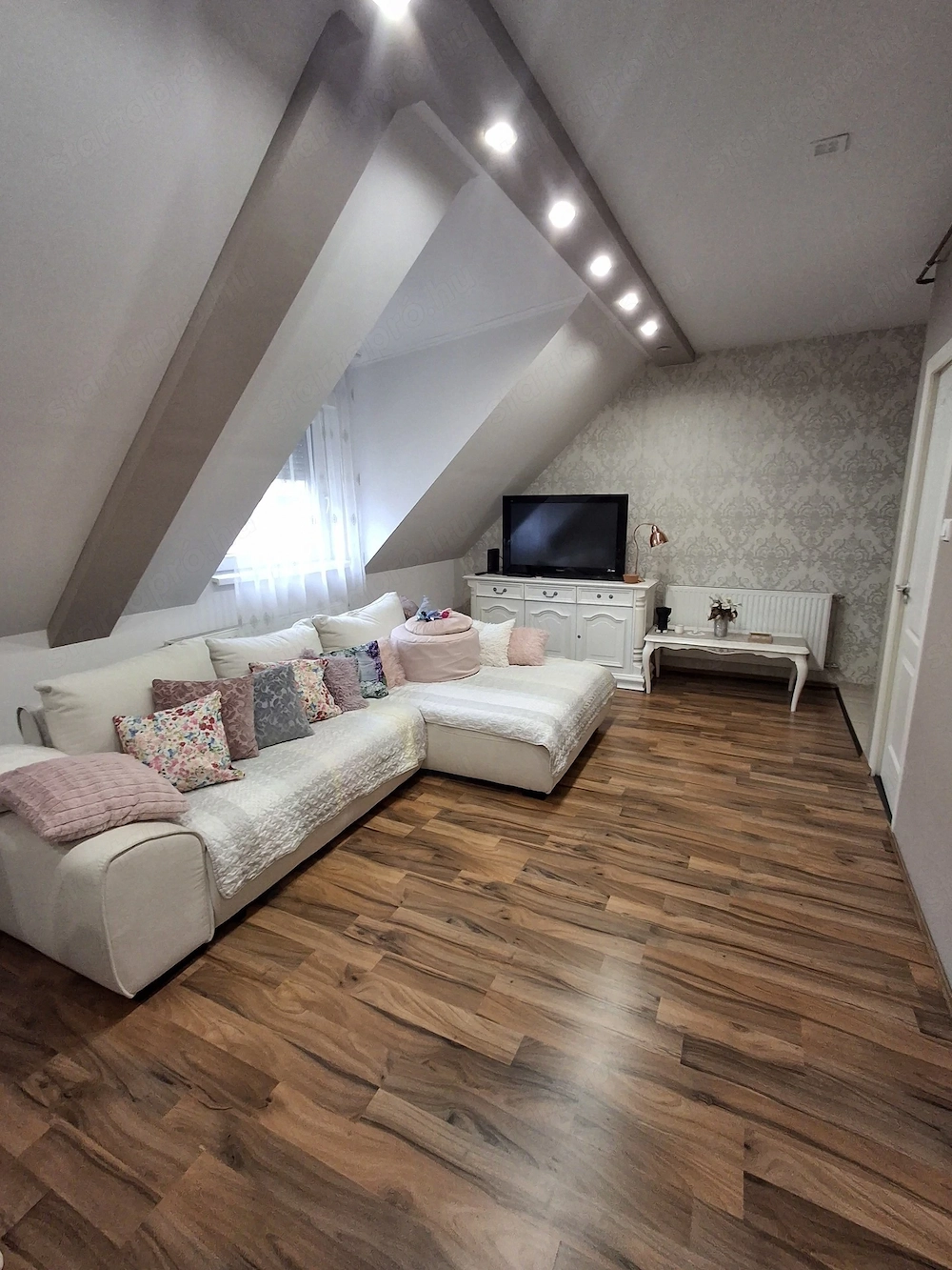 Nyíregyháza Tompa Mihály utcában 46 nm-es lakás albérletbe kiadó 