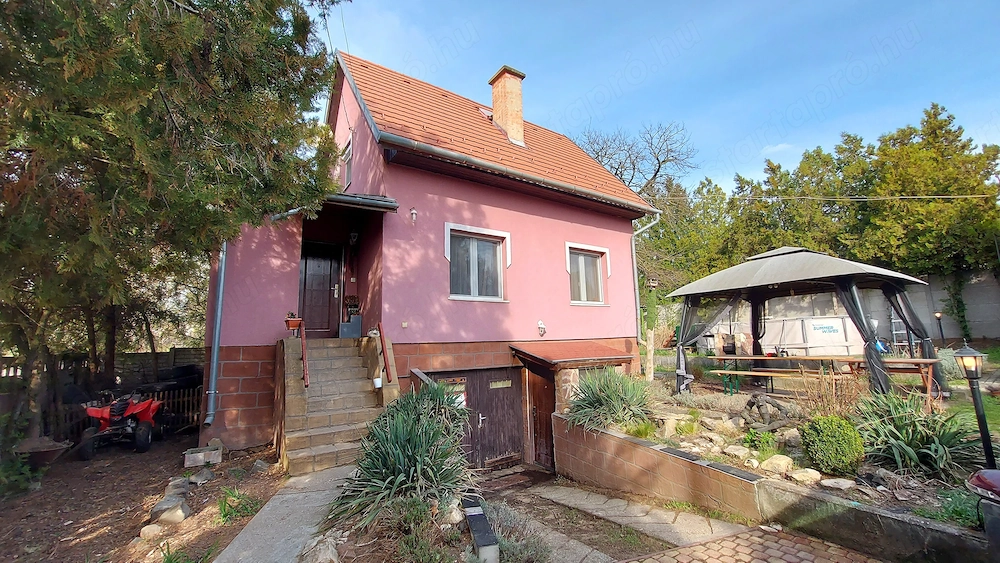 Fóton 3 szobás ház eladó!