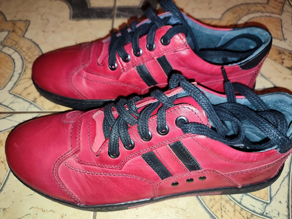 Lasocki bőr utcai cipő 41-42 vadi új állapot valódi bőr minden része real leather
