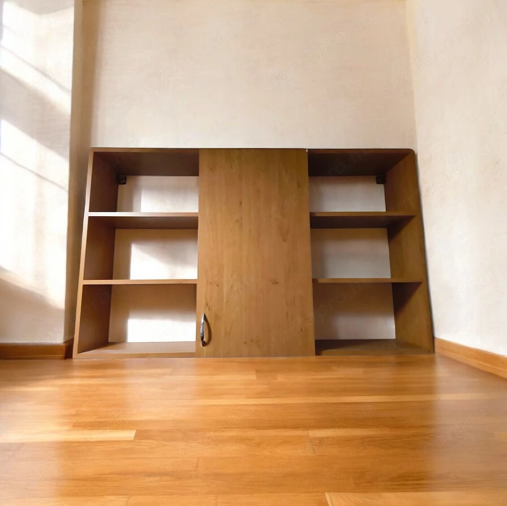 Könyv - és tároló polcos szekrény eladó!