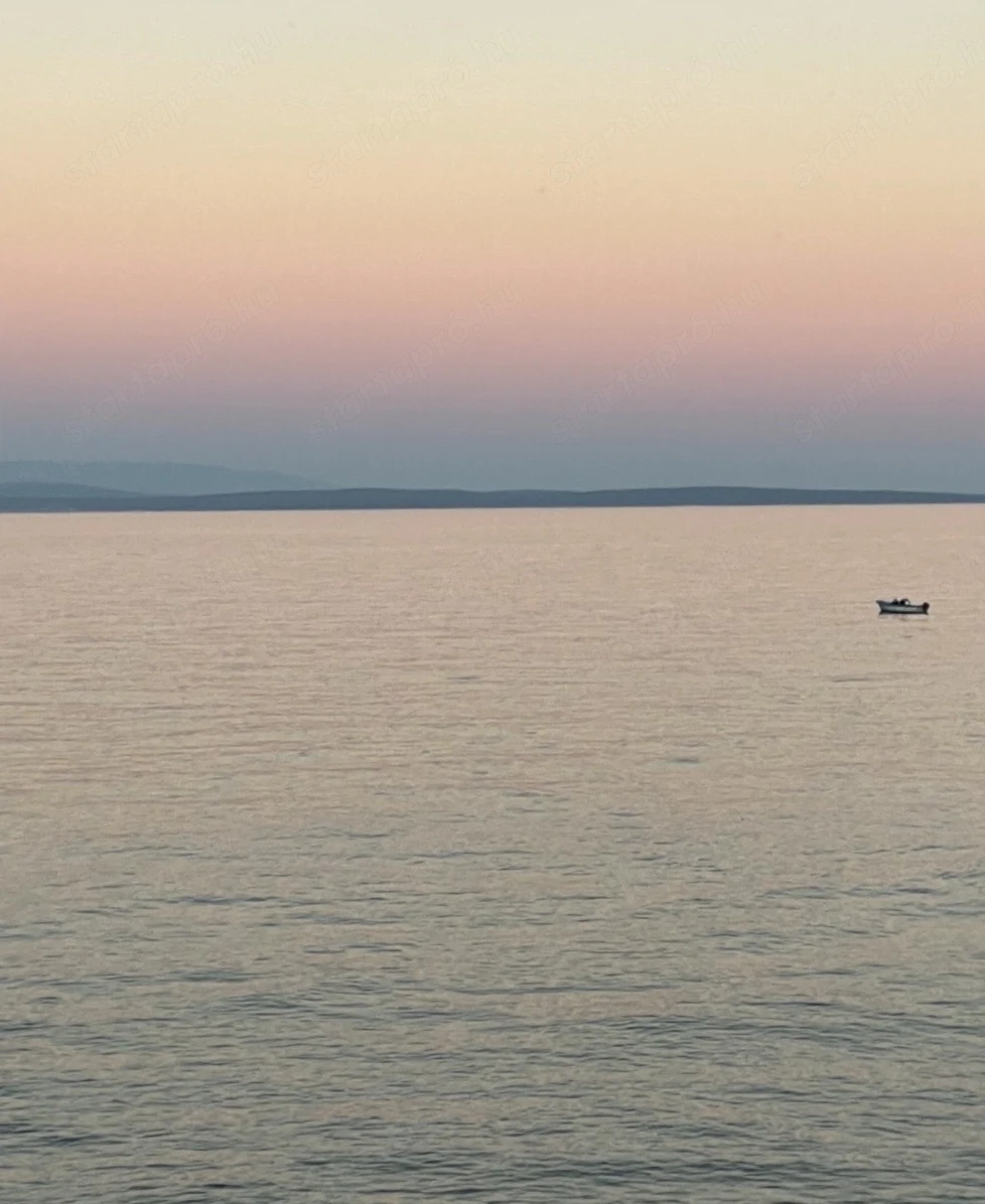 Adria- Vir sziget 5 az egyben apartmanház 