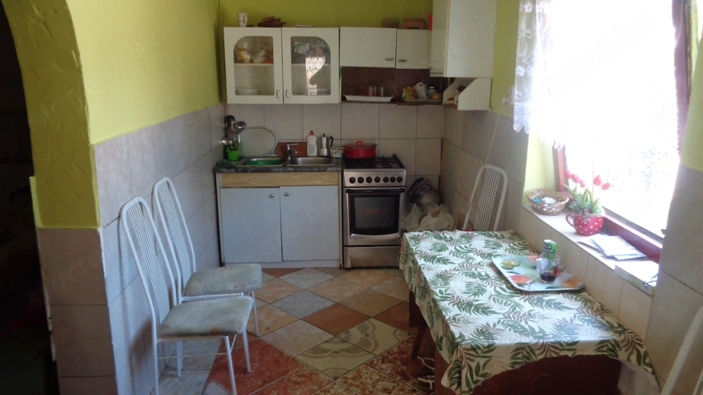 3 bed · 100m² · Családi ház