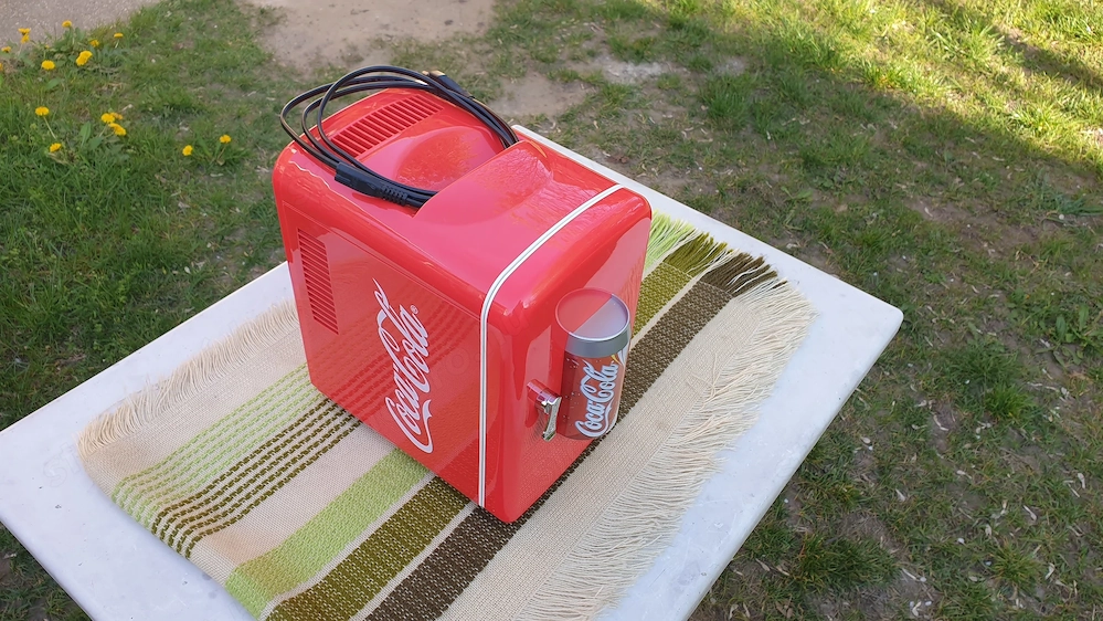 Coca cola mini hűtő-fűtő szekrény eladó