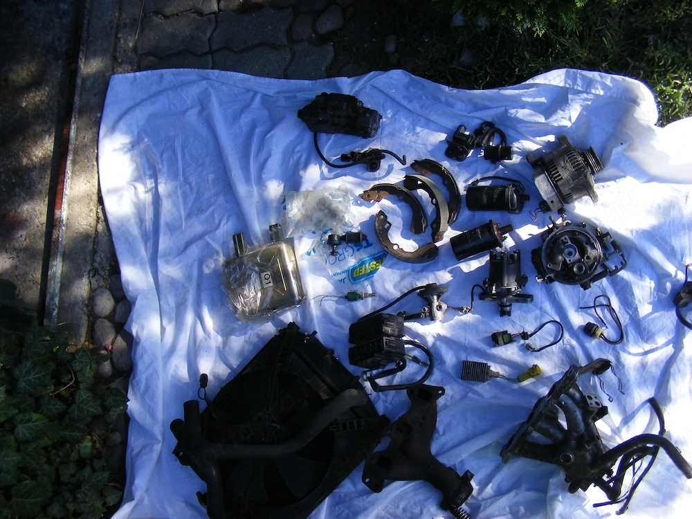 alkatrész,suzukiswift 1.0  39kw ,garanciával 50ezer engedménnyel,50%on