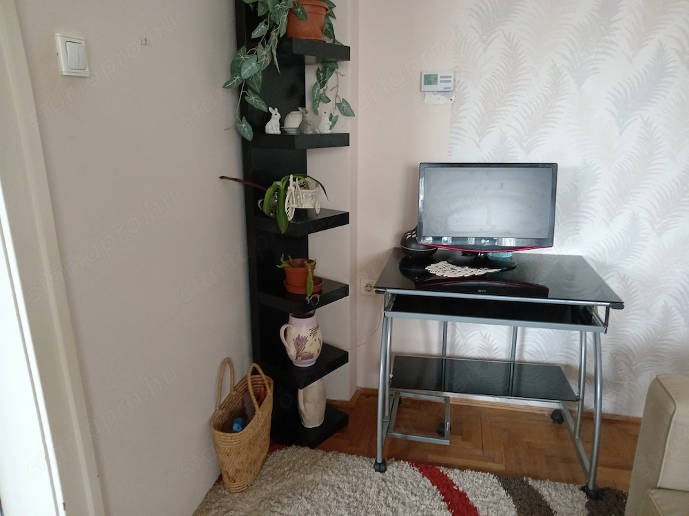 Számítógép asztal eladó 