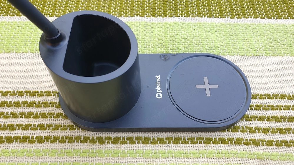 Platinet vezeték nélküli töltő, és asztali lámpa eladó