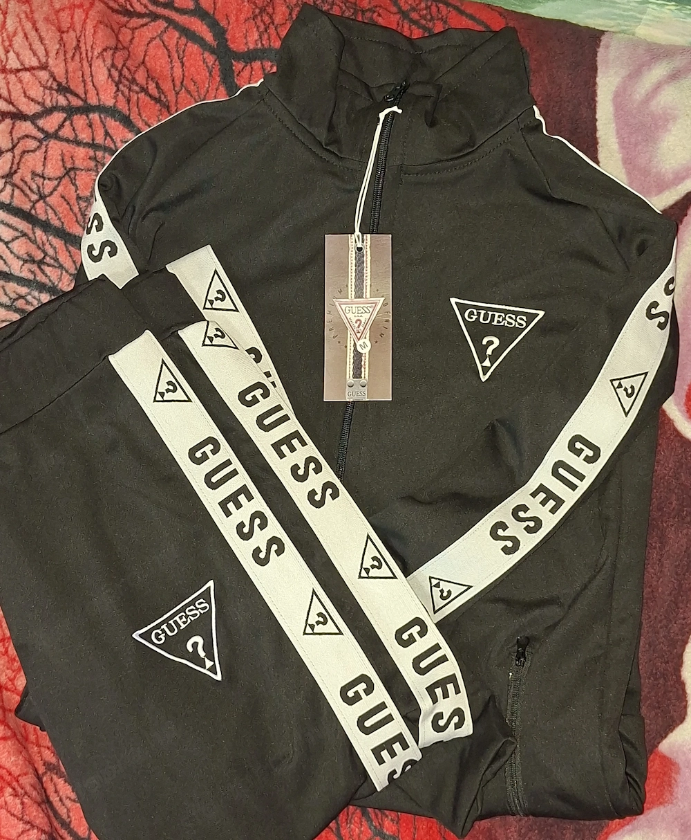 Guess női melegítő szett 