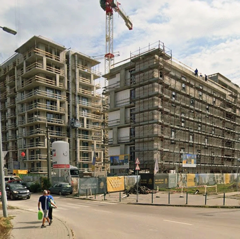 Budán a Hauszmann és Szerémi út sarkán új építésű lakóparkban üzlethelyiség kiadó!