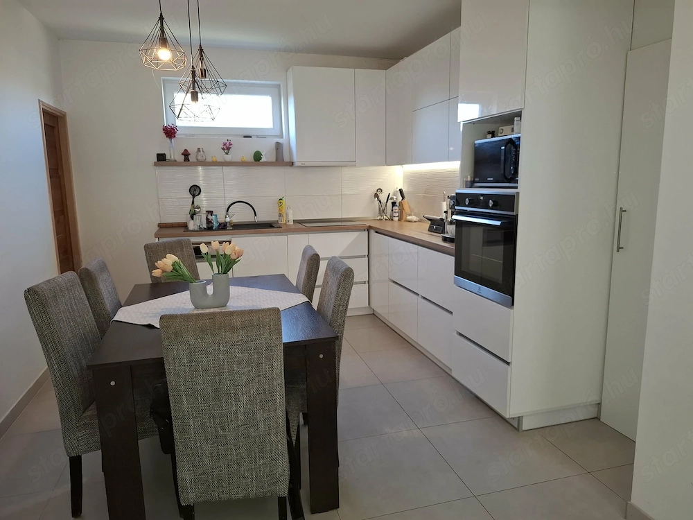 Nyíregyháza-Borbányán nappali+3 szobás családi ház eladó!