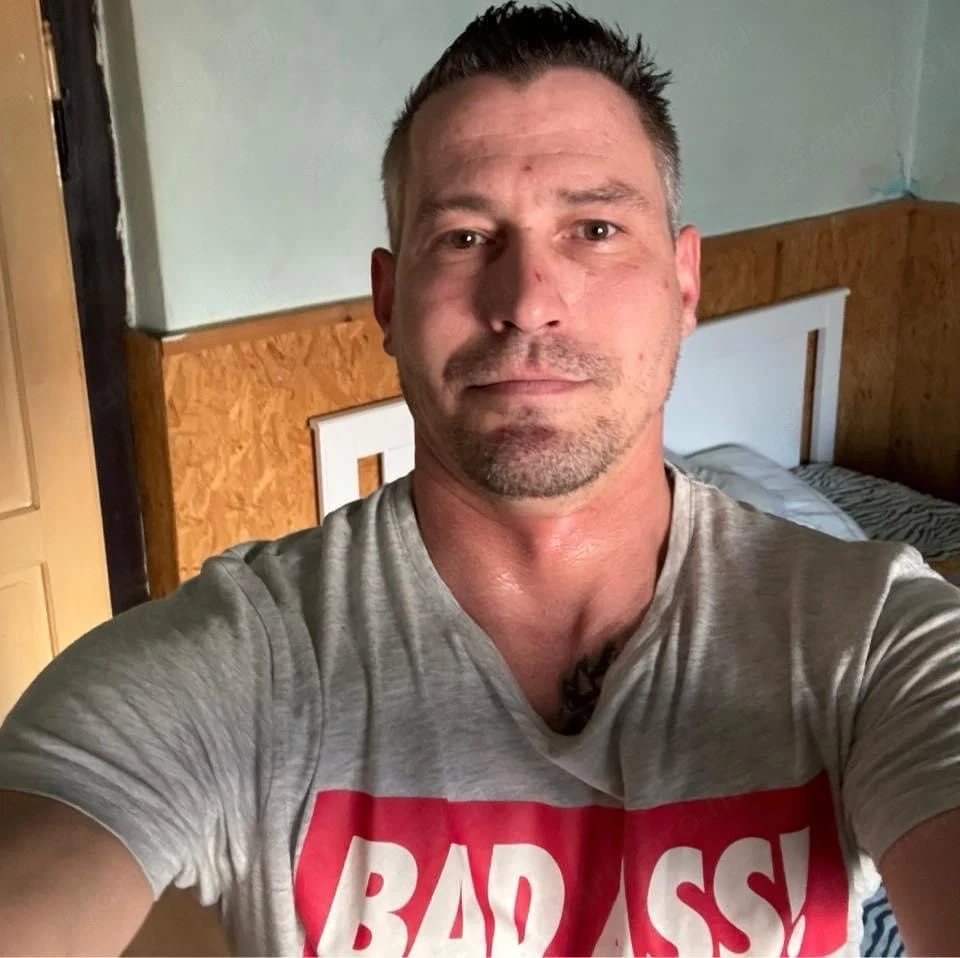 Hölgyeknek pároknak odaadó szerető