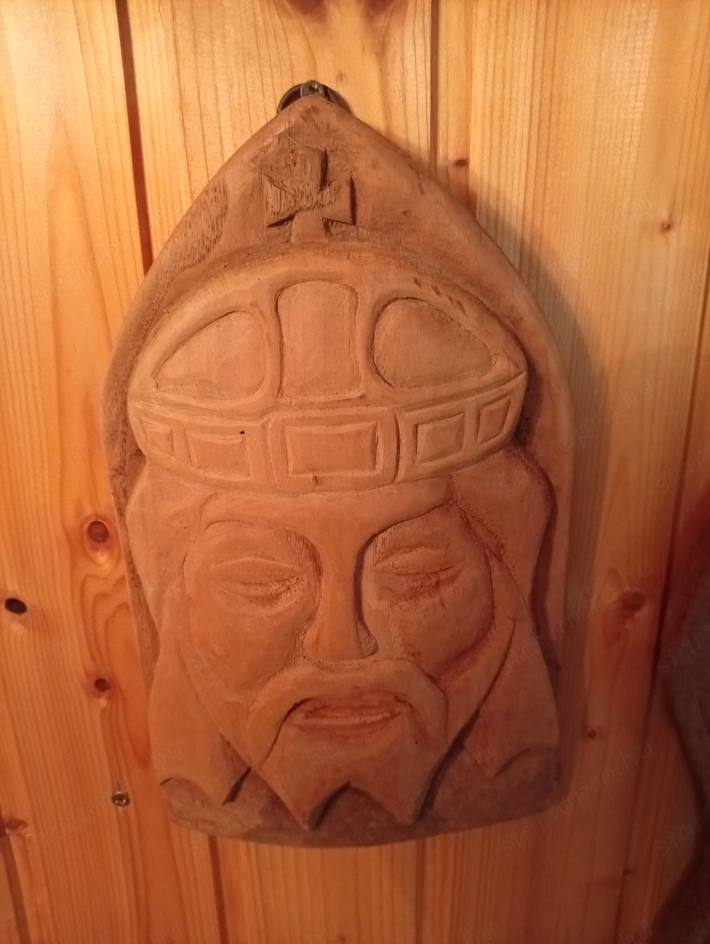 Elhunyt édesapám által készített faragások betegségem költségei miatt eladó!  